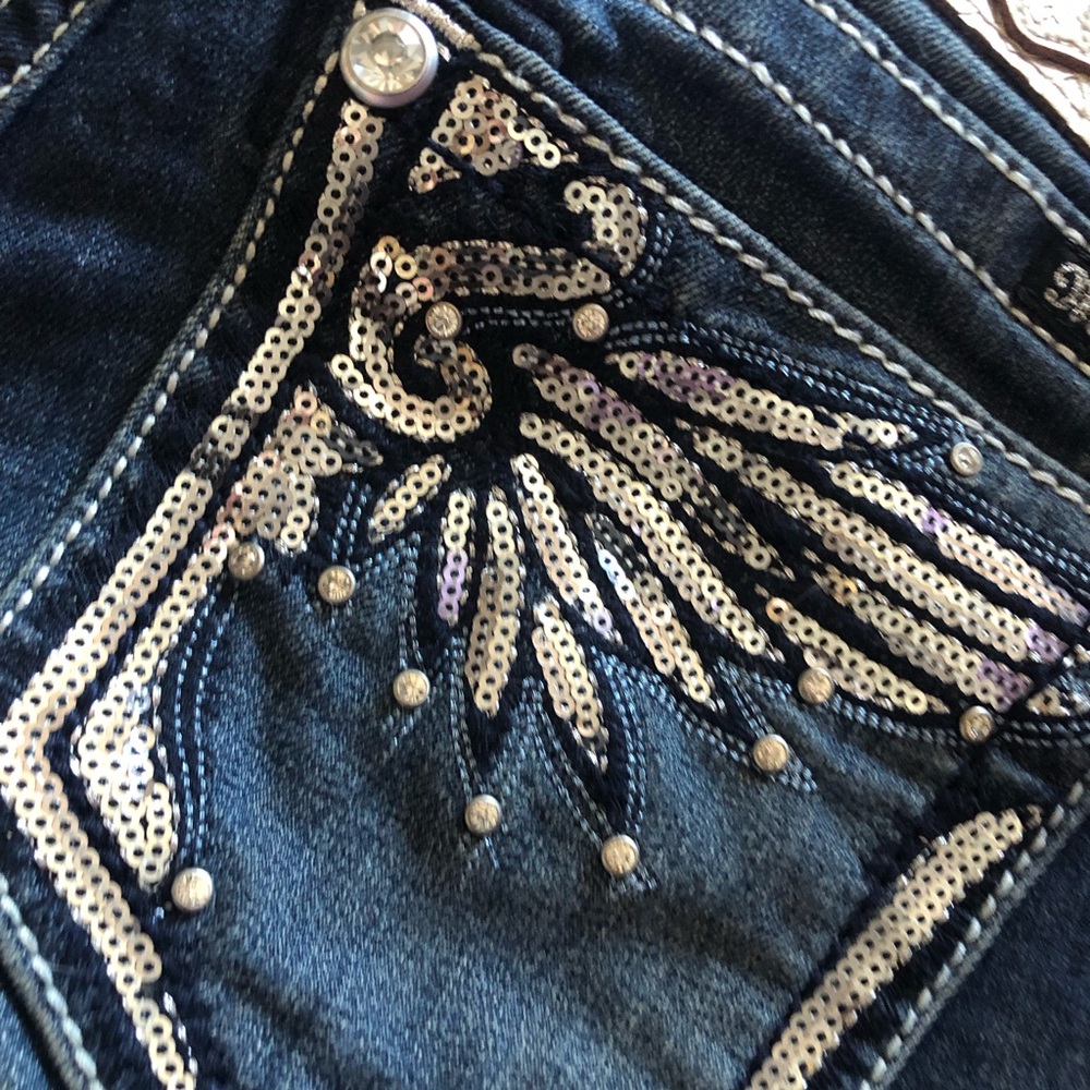 NWOT Miss Me Wing Pocket Jeans